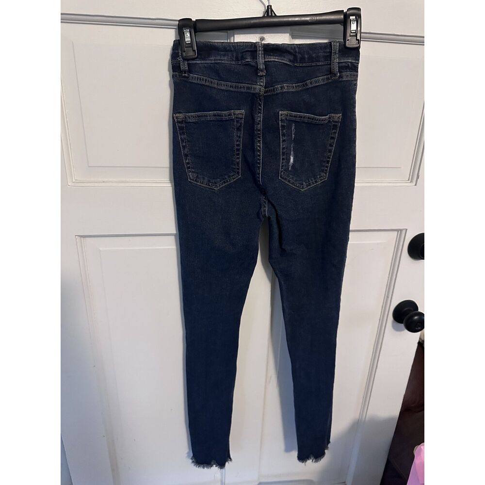 Womens Wild Fable distressed jeans size 0 - Picture 2 of 3
